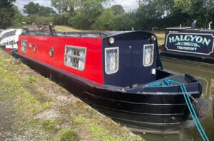 Read more about the article Where Can I Get Help Selling My Canal Boat Near Birmingham? A Midlands Seller’s Guide