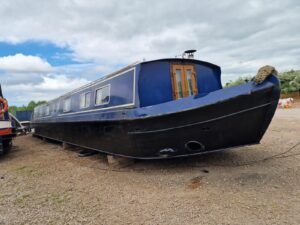 Read more about the article Where Can I Buy a Second Hand Canal Boat Near Me? A Clear Local Buyer’s Guide