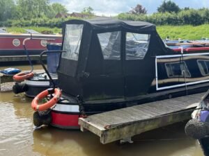 Read more about the article What makes The Boat Brokers different from other Midlands brokers?