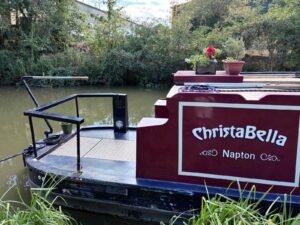Read more about the article The Complete Narrowboat Buying Checklist