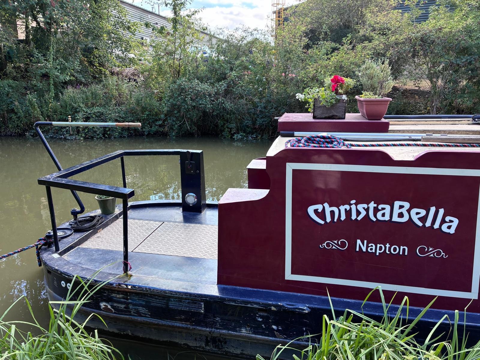 Read more about the article The Complete Narrowboat Buying Checklist