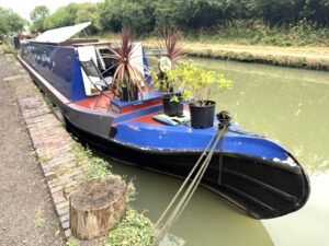 Read more about the article Can a Boat Broker Get You a Higher Selling Price?